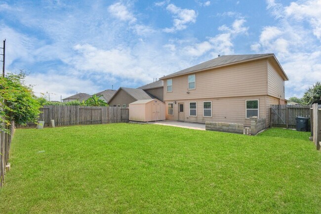 Building Photo - 3210 Aldridge Dr