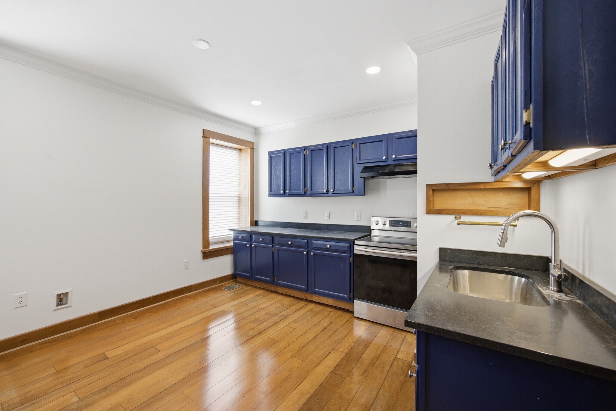 Building Photo - 823 McCallie Ave