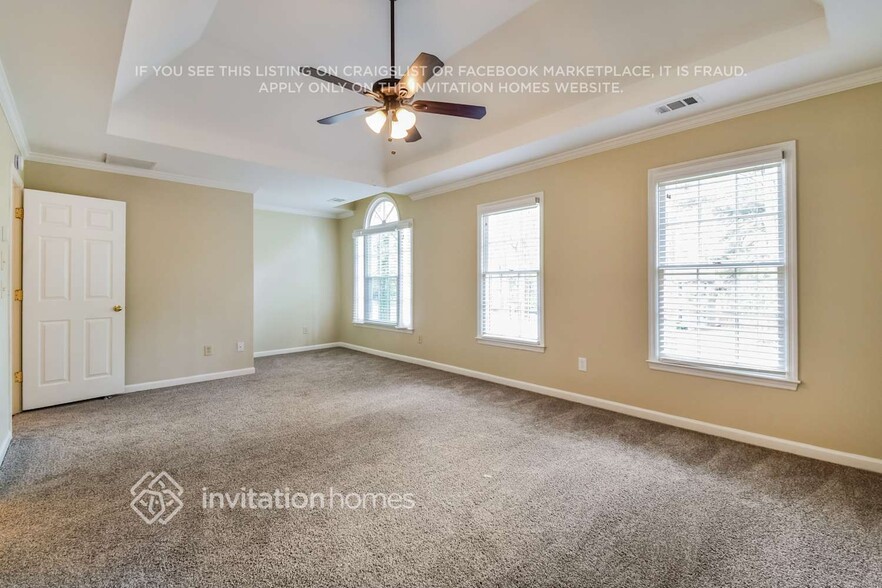 Building Photo - 2785 Briarfield Way NE