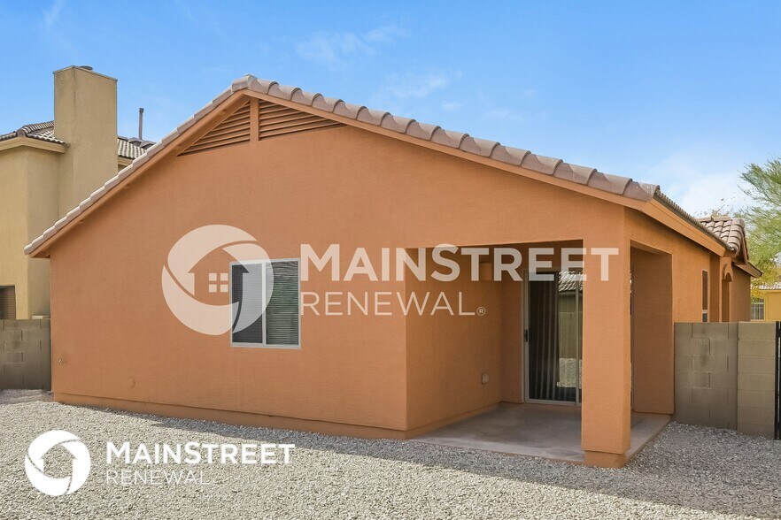 Building Photo - 4841 S Huelva Ln
