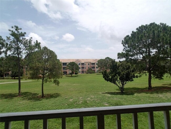 Building Photo - 14013 Fairway Island Dr
