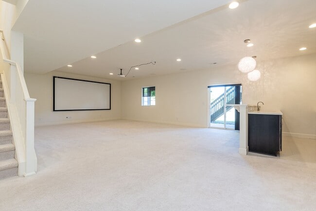 Building Photo - Beautiful 4 Bed, 3.5 bath home in SE Fort Collins