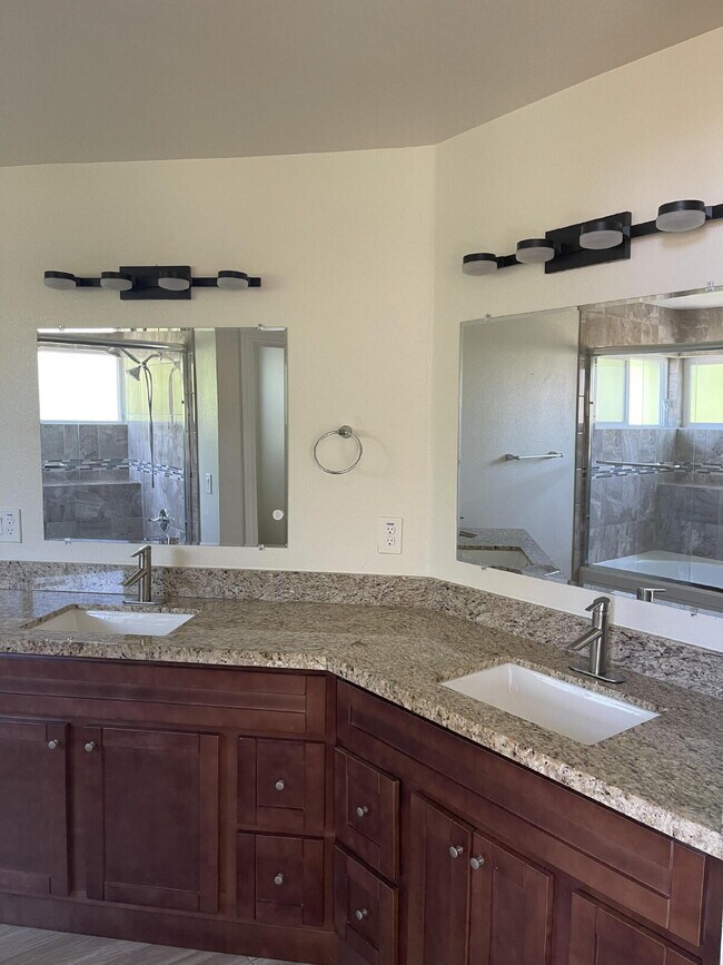 Building Photo - 3 Bed/2.5 Bath Home for Rent Antioch, CA