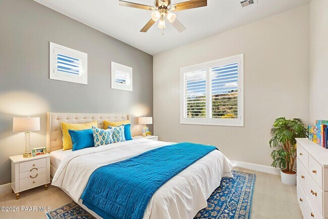 Building Photo - 1476 Sierry Peaks Dr