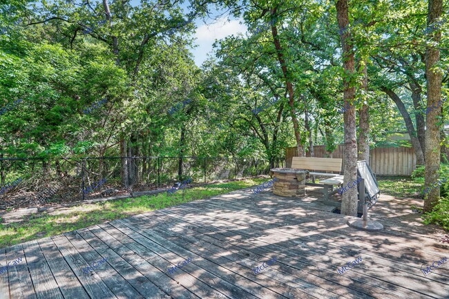 Building Photo - 549 Dylan Ct