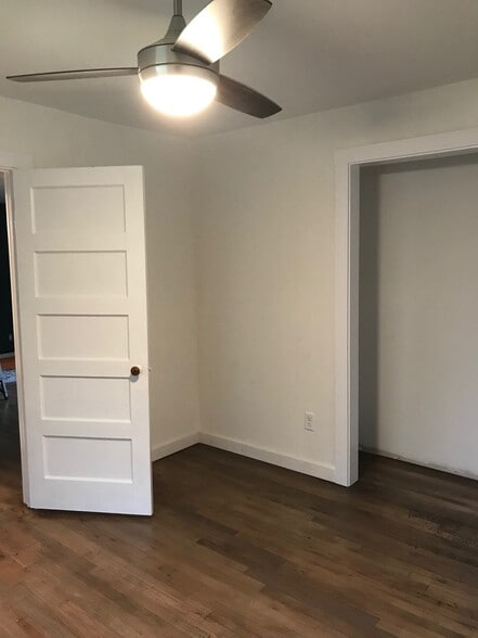 Building Photo - 6205 Darby Dr