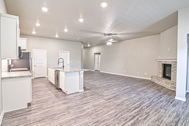 Building Photo - 2714 Southwest St