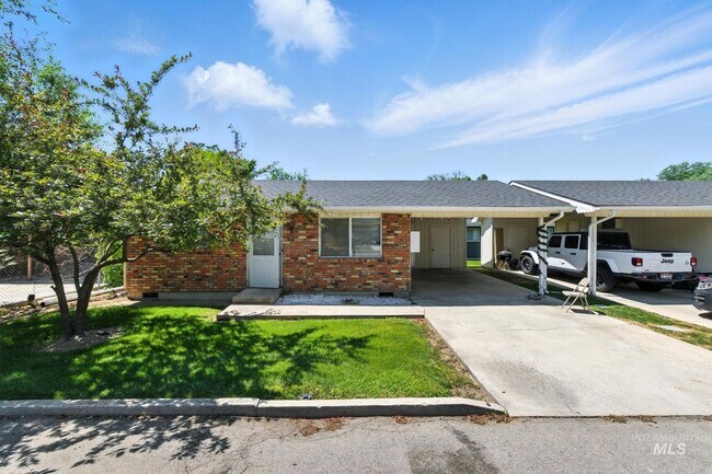 Building Photo - 115 Hudson Ave