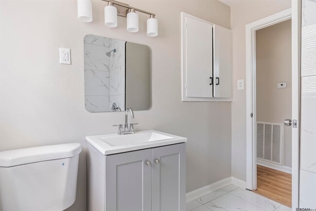 Building Photo - 1455 Marilyn Dr