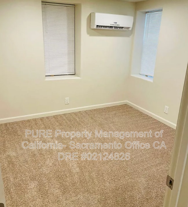 Building Photo - 3644 1st Ave