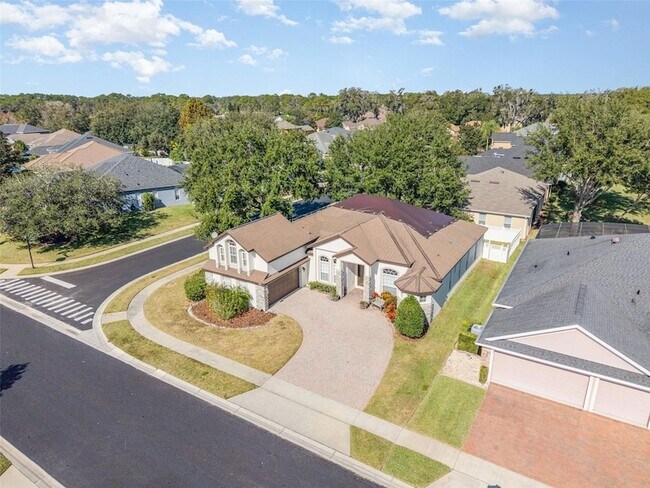 Building Photo - 6220 Hedgesparrows Ln