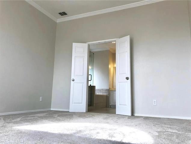 Building Photo - 11112 Newport Dr