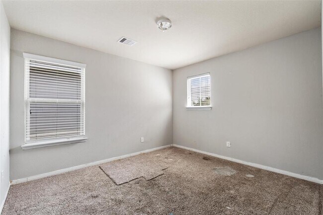 Building Photo - 2910 High Garden Ln