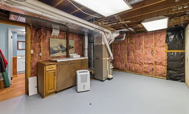 Building Photo - 141 Commonwealth Ave