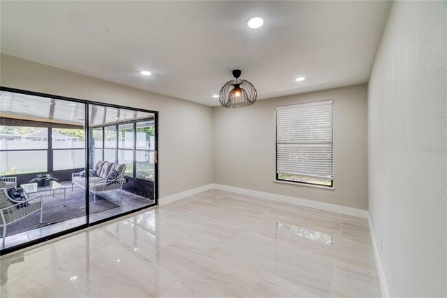 Building Photo - 15722 GardenSide Ln