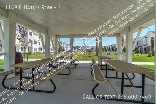 Building Photo - 1149 E Hatch Row