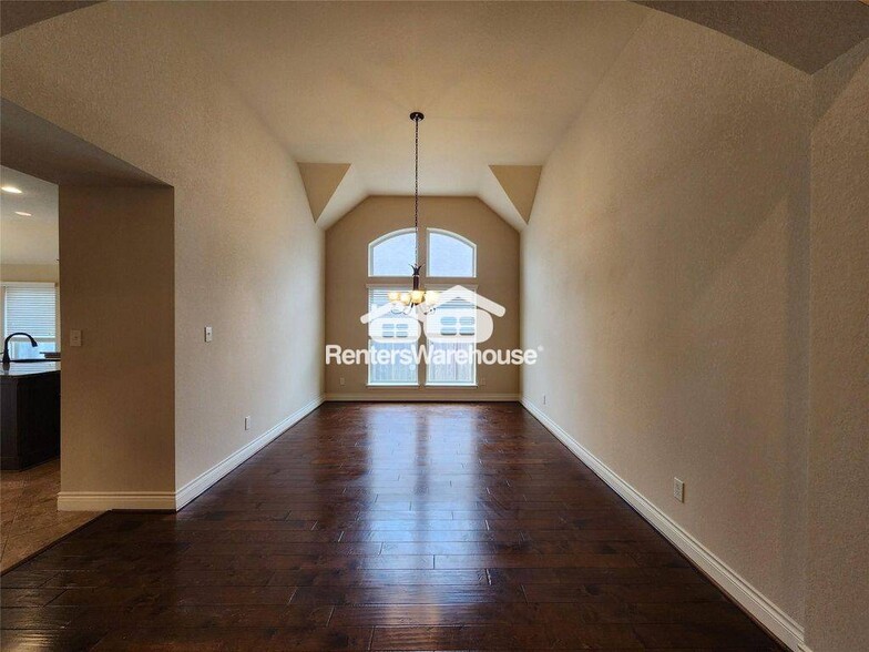 Building Photo - 27123 Bunker Bluff Ct