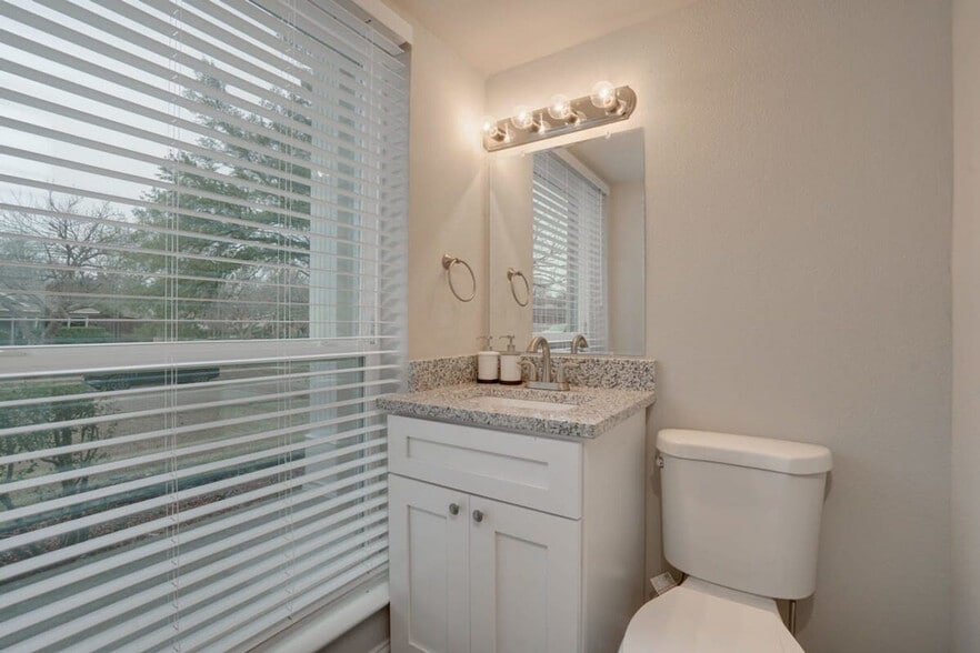 Building Photo - 11210 Cotillion Dr