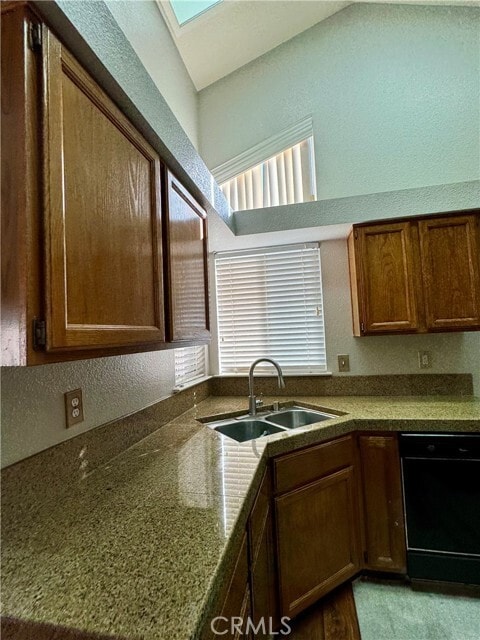 Building Photo - 2105 Villines Ave