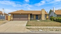 Building Photo - 8469 Comet St