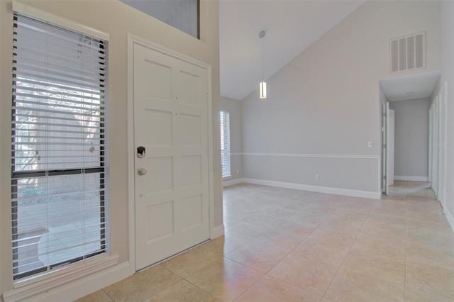 Building Photo - 14822 Sopras Cir