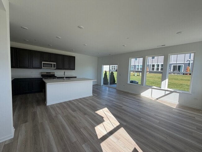 Building Photo - 12058 Jordi Rd