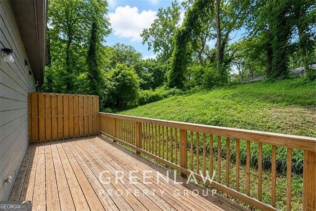 Building Photo - 1226 Byewood Ln SW