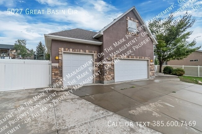 Building Photo - 5027 Great Basin Cir