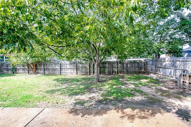 Building Photo - 8334 Liberty Walk Dr