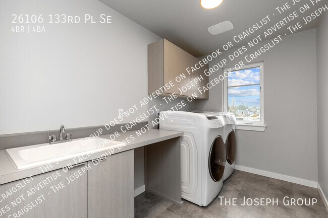 Building Photo - 26106 133rd Pl SE