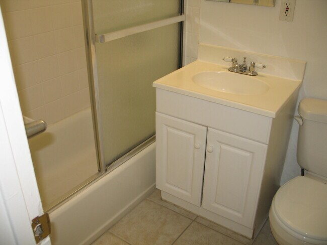 Building Photo - 1401 W Balboa Blvd