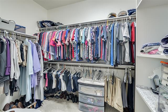 Building Photo - 15121 Seventeen Lakes Blvd