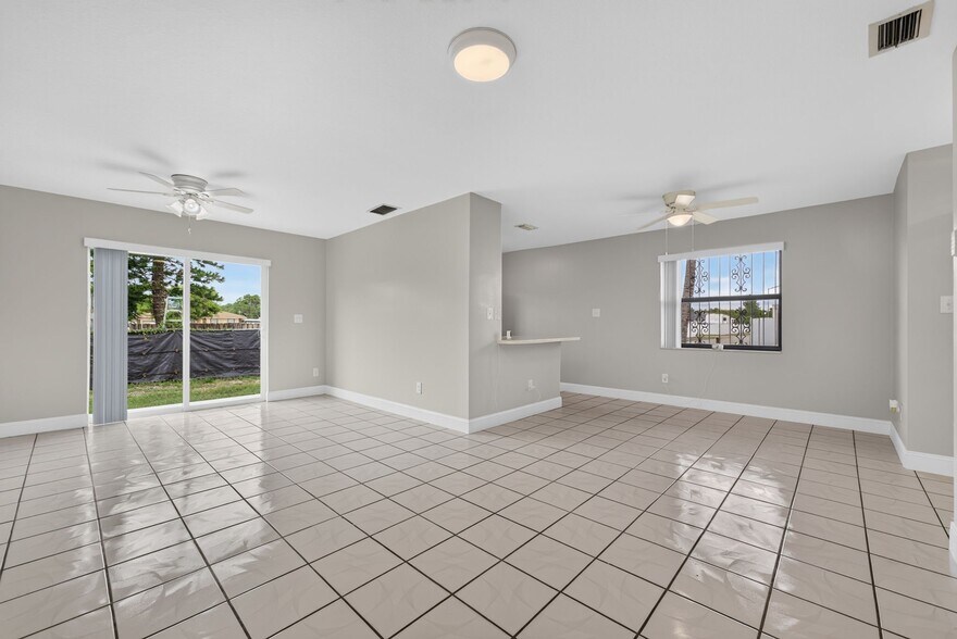 Building Photo - 29617 SW 158th Ct