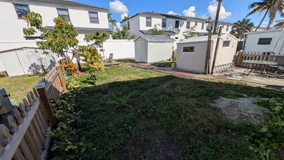 two storage sheds - 3023 SW 50th St