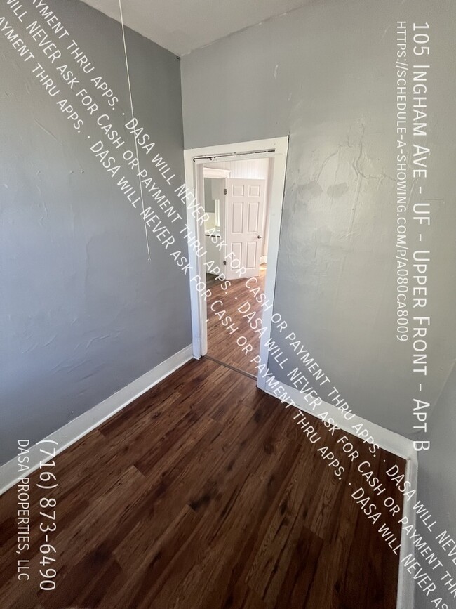 Building Photo - 105 Ingham Ave