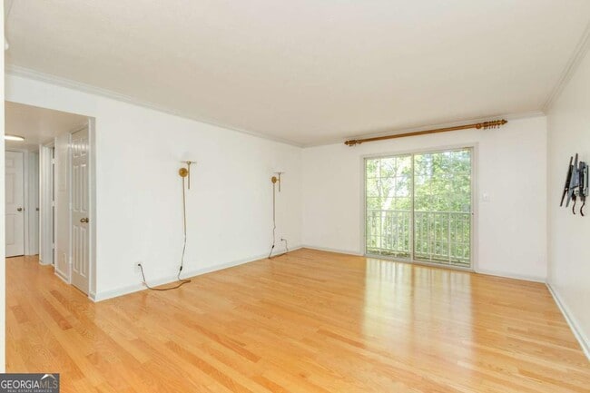 Building Photo - 3005 Seven Pines Ln