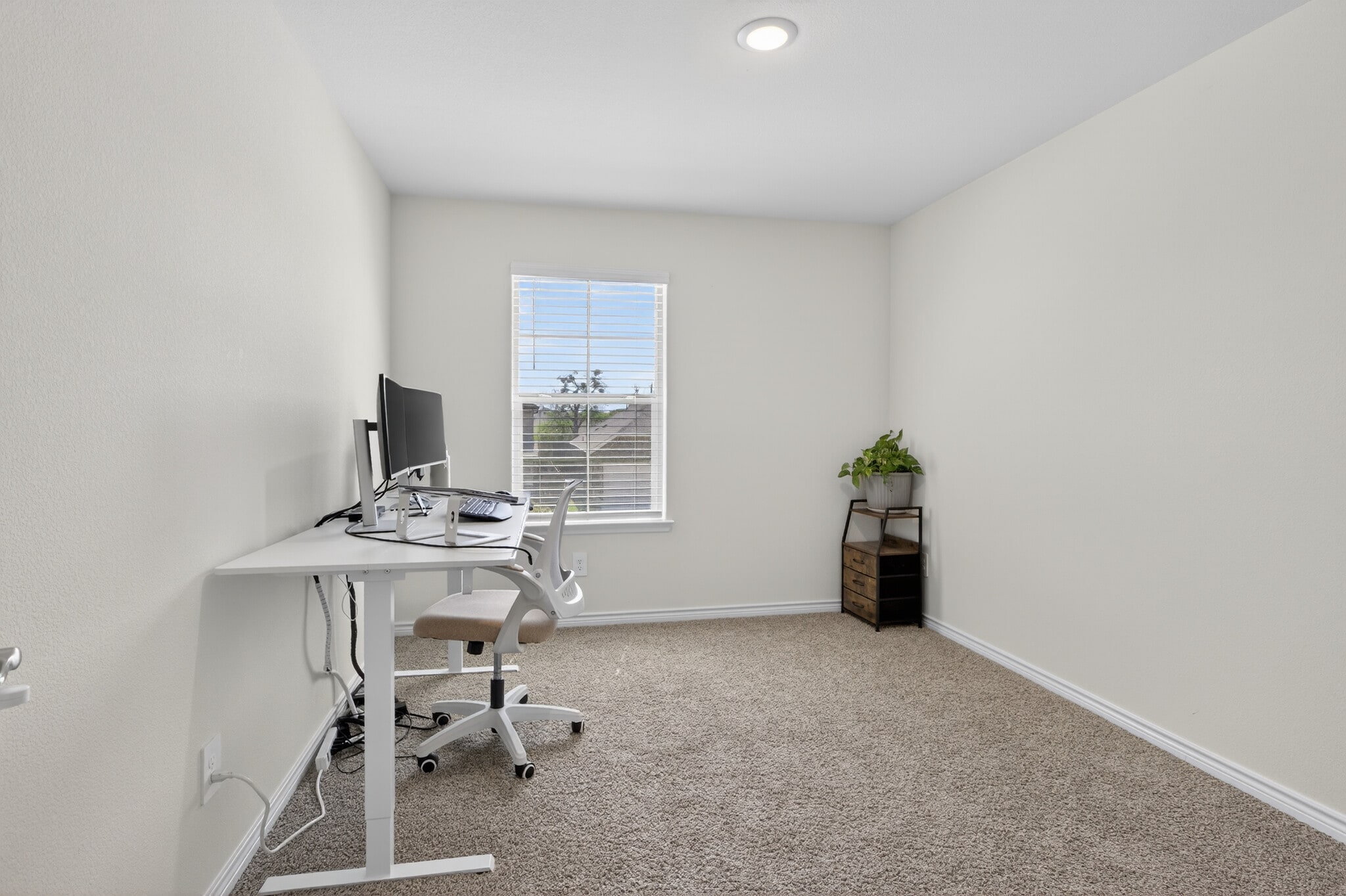 Building Photo - 8125 Danny Scarth Ln