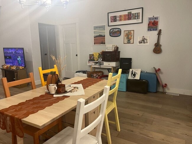 Building Photo - Private Basement Suite in Shared Lehi Townhome, Shared Kitchen