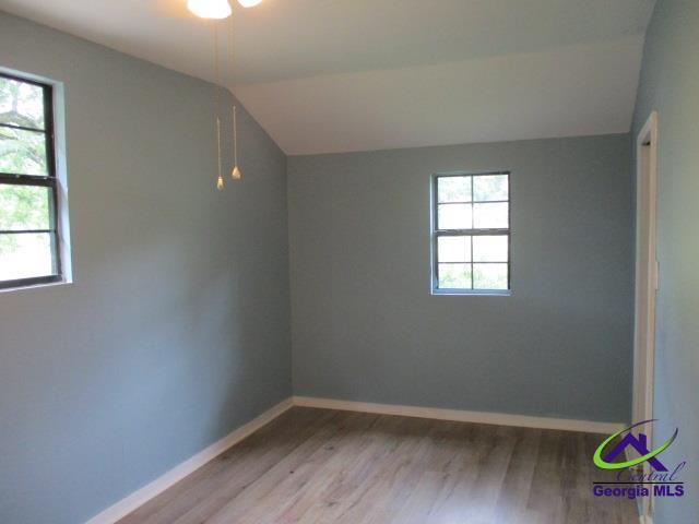 Building Photo - 202 3rd St