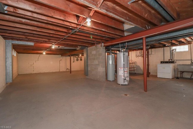 Building Photo - 11425 Tonsing Dr