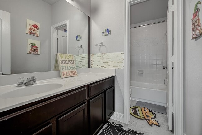 Building Photo - 2319 Gentle Breeze Ln