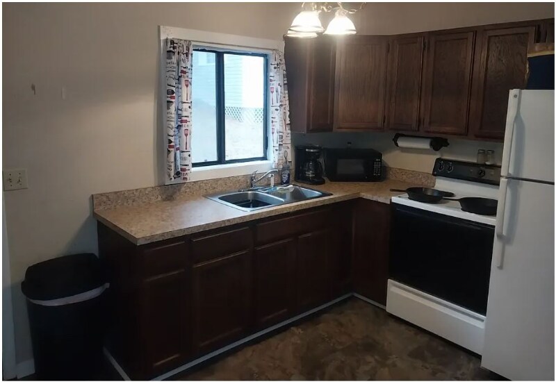 Building Photo - 1014 Greenville Hwy