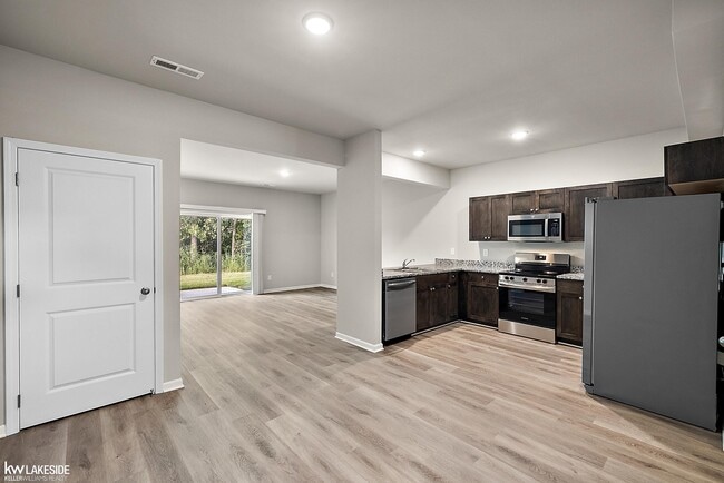 Building Photo - 51428 Marlin Dr