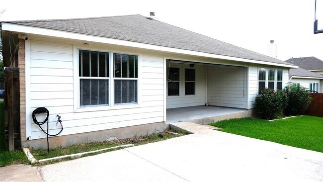 Building Photo - 1536 Clary Sage Loop