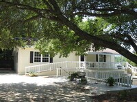 Building Photo - 899 Reynolds Rd