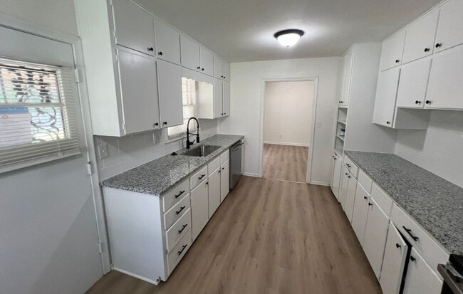 Building Photo - Spacious 4-Bedroom Home with Finished Base...