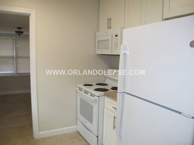 Building Photo - Beautiful 2/1 in Winter Park