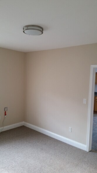 Living Room - 4709 Rittenhouse St