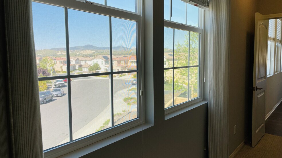 Building Photo - 24359 Verdugo Cir