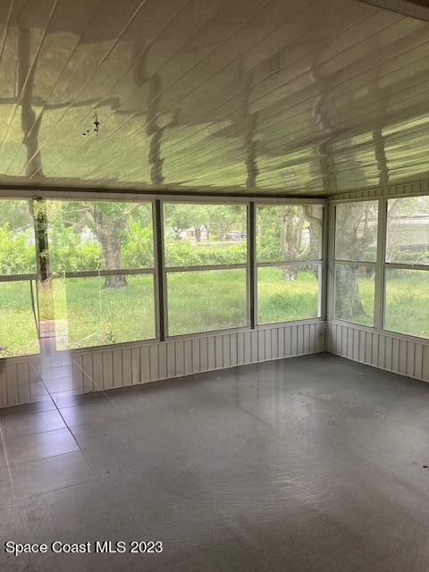 Building Photo - 872 Americana Blvd NW